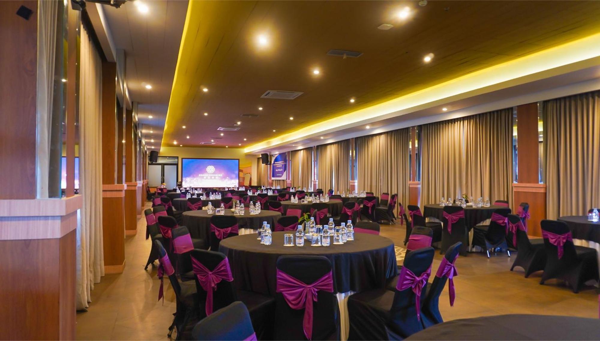 Grand Sunshine Resort & Convention Soreang Eksteriør billede